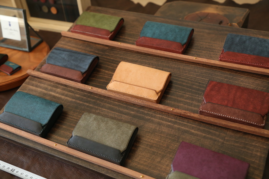 E59A699B-F3F7-468F-97C8-