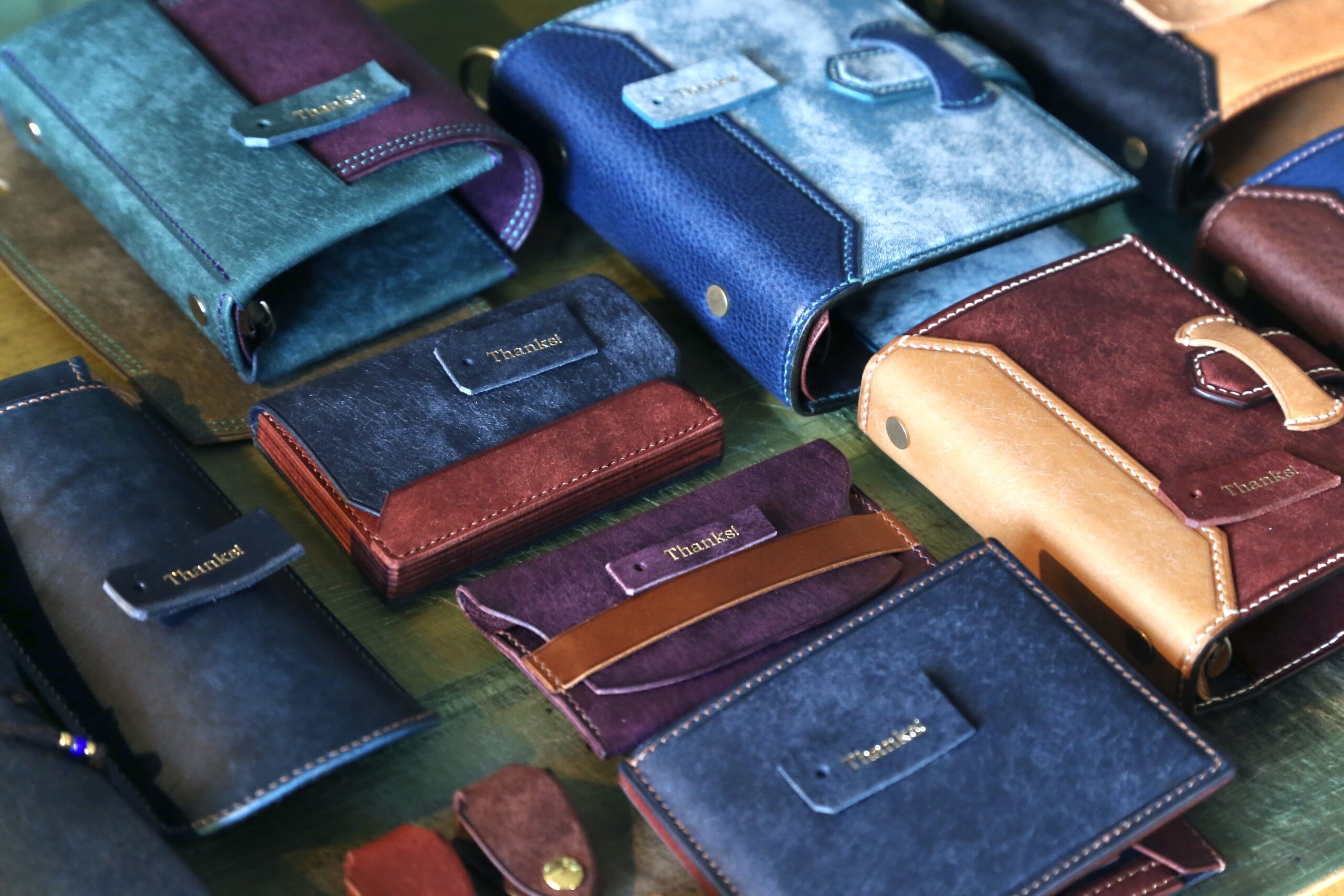 76382212-85E5-4F47-A1C9-